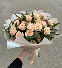 Букет Кремовые розы Латте в Строкино
