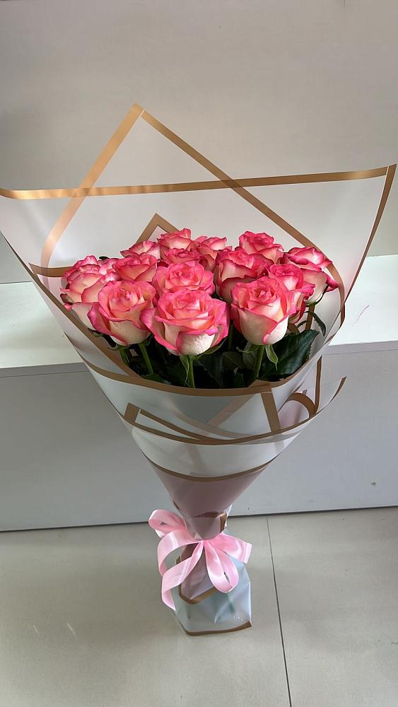 Букет Розовые розы Сеньорита в Строкино