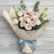 Букет цветов из:  Лизиантусы в Строкино