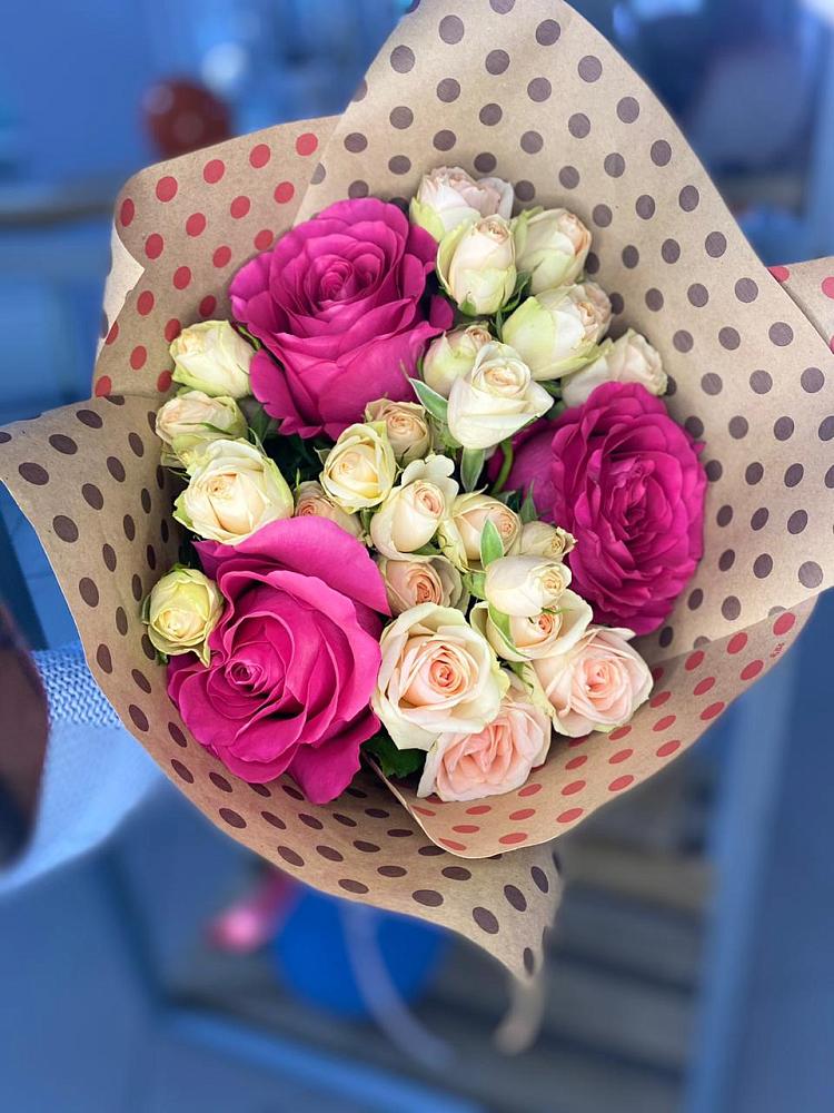 Букет цветов из: Розы в Строкино