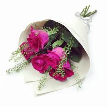 Букет цветов из:  Розы в Строкино