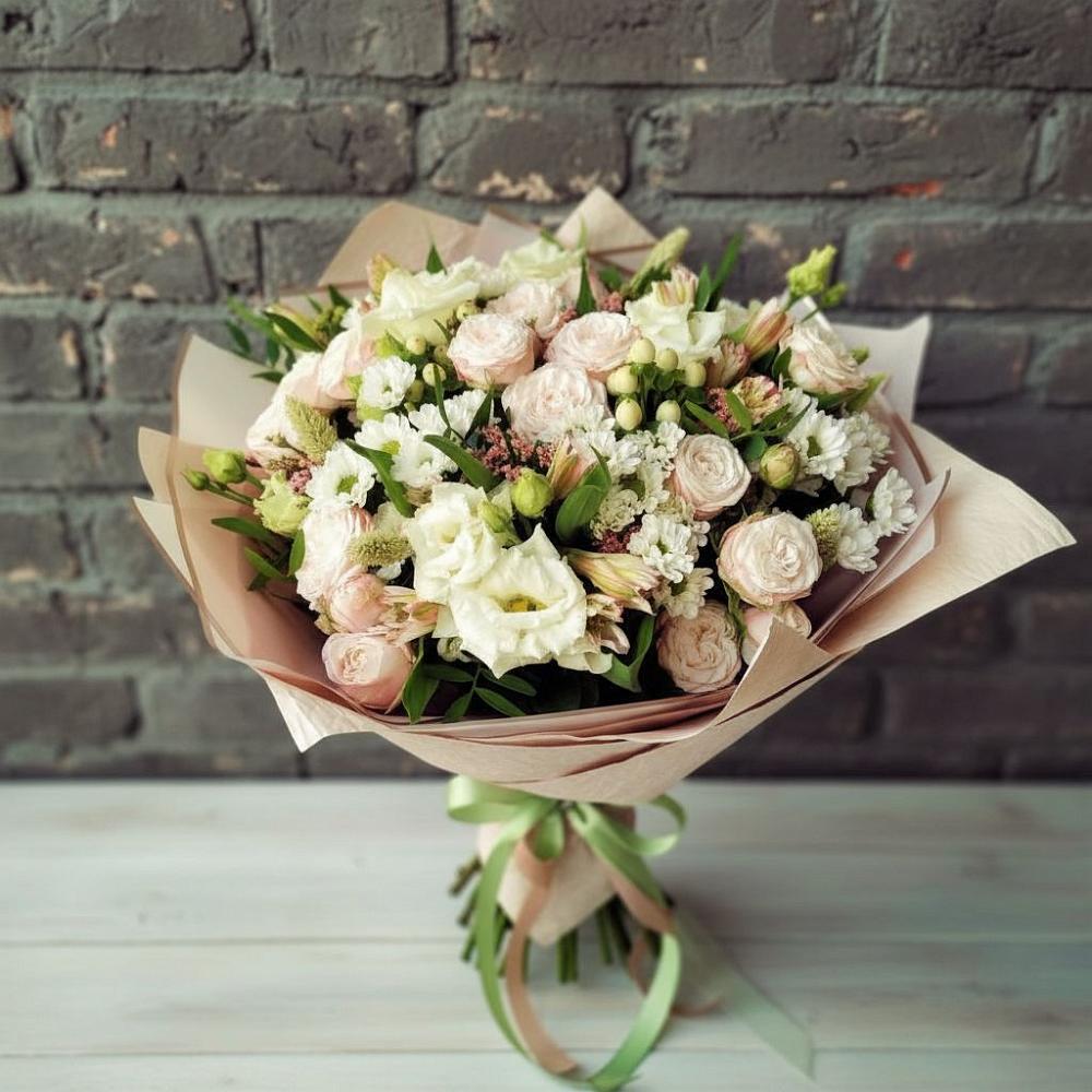 Букет цветов из: Альстромерии, Розы и Хризантемы в Строкино
