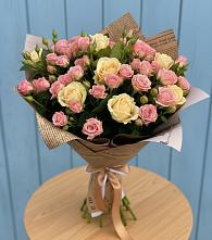 Букет цветов из:  Розы в Строкино