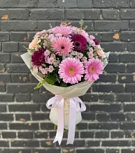 Букет цветов из:  Герберы и Хризантемы в Строкино