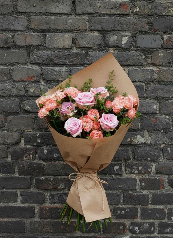 Букет цветов из: Розы в Строкино